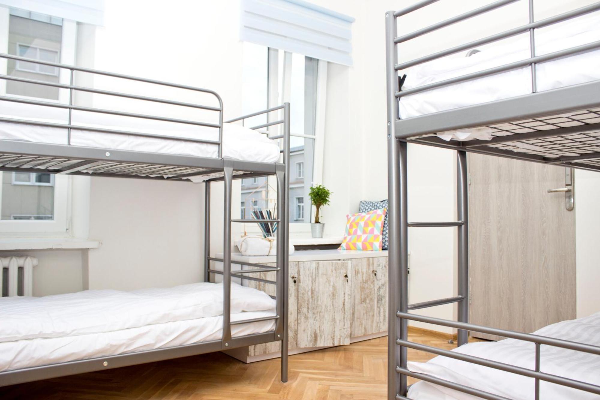 Chillout Hostel *